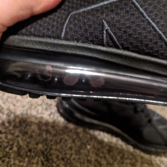 Nike Air Max Shoes - Picture 6 of 6